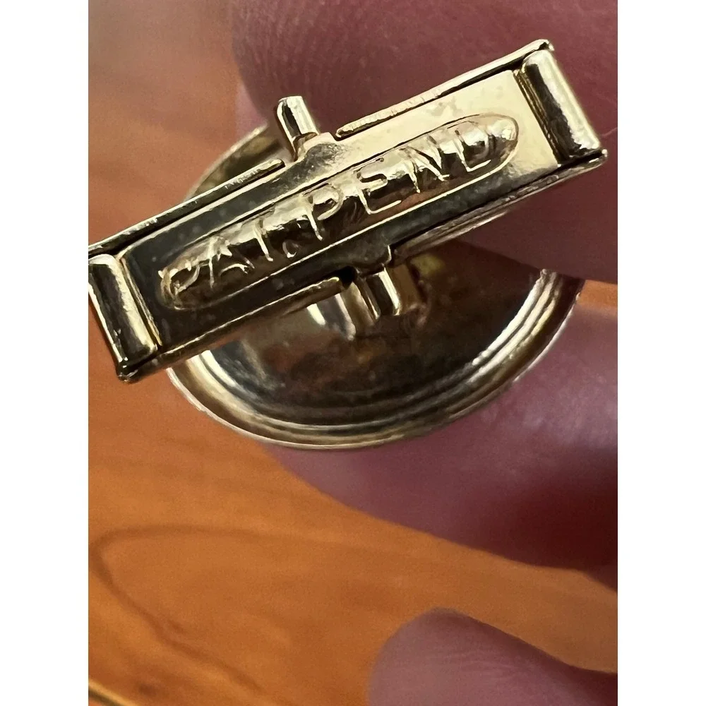 Vintage Mother of Pearl Cufflinks Mens Gold Tone Oval Iridescent PAT PEND Formal